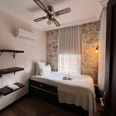 Citronella Boutique מלון אנטליה