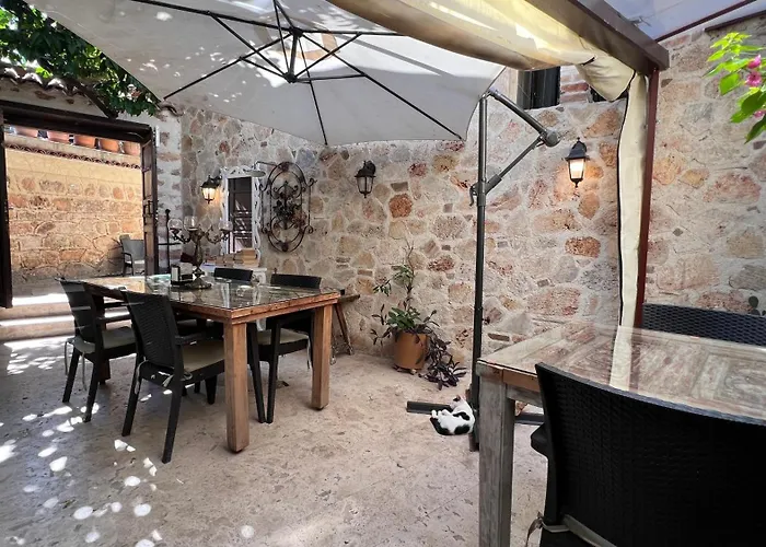 Hotel Citronella Boutique 4*