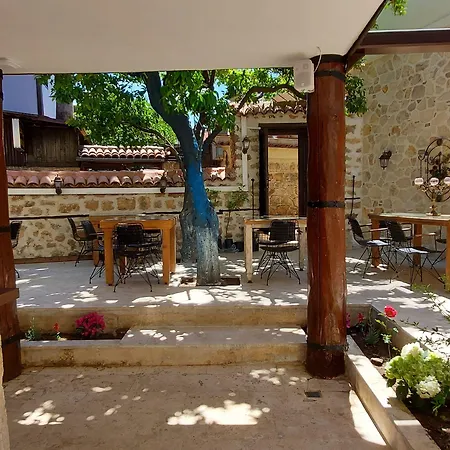 Hotel Citronella Boutique 4*